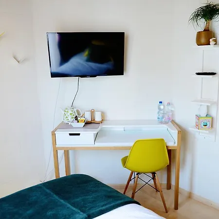 Ambrosia Bed & Breakfast 3*